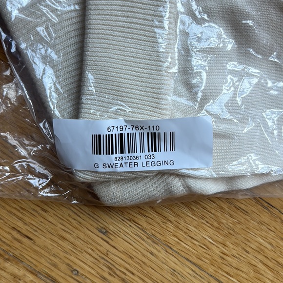 Hanna Anderson Sweater Leggings - Picture 3 of 3